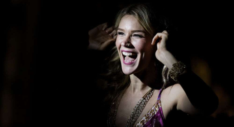 Joss Stone'a İran'dan şok hareket!