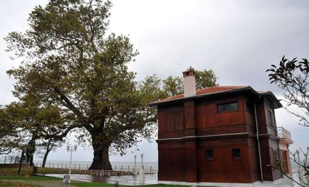 Yalova'da yürüyen köşk bakıma alındı